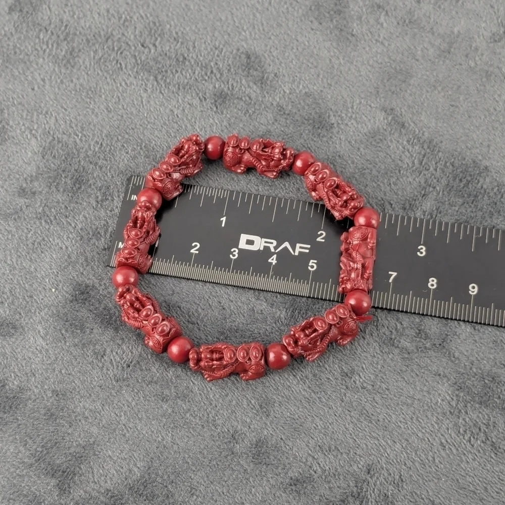 Carved red cinnabar stretchy bracelet